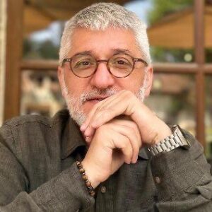 Dijital kamçılardan gönüllü kulluğa…