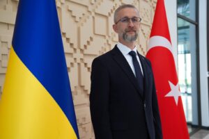 KIRIM İŞGALE ASLA BOYUN EĞMEYECEK